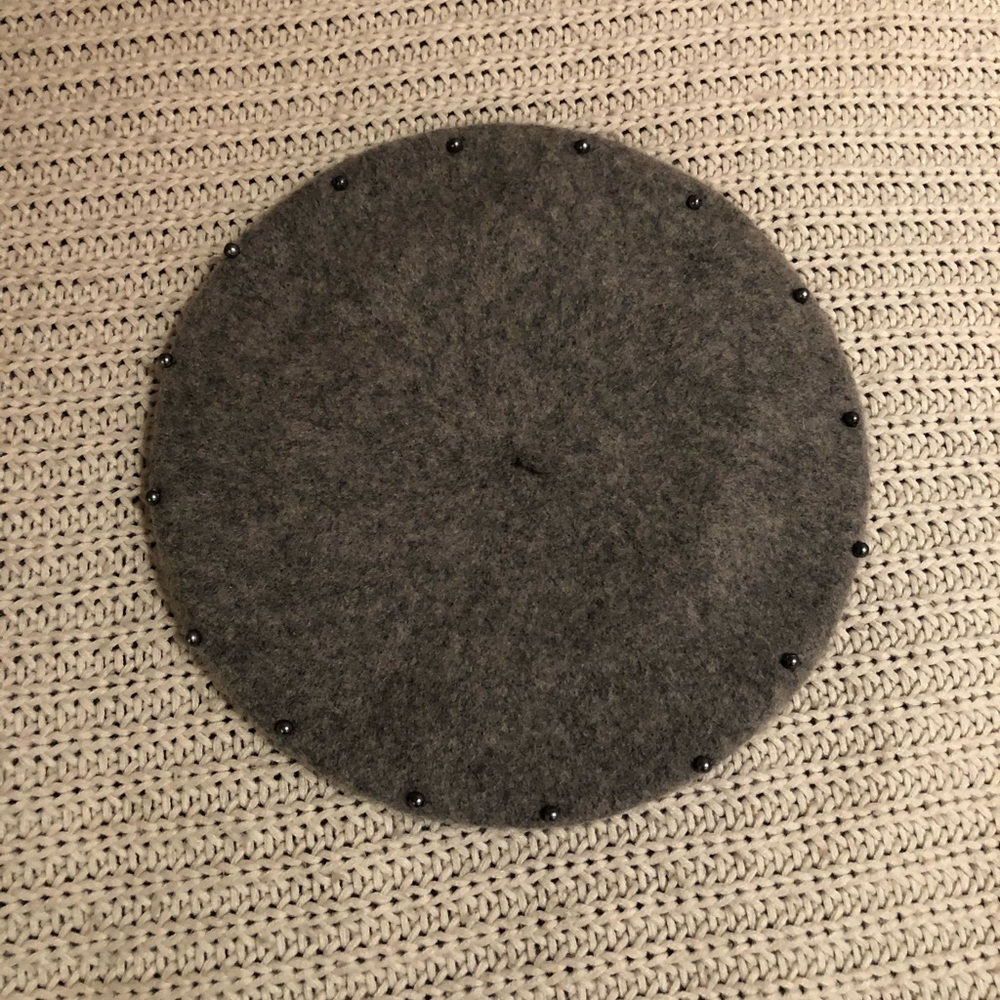 BCBG beaded gray beret